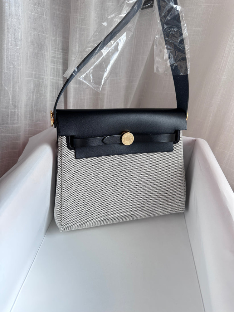 MINI HERBAG Ecru/Black GHW